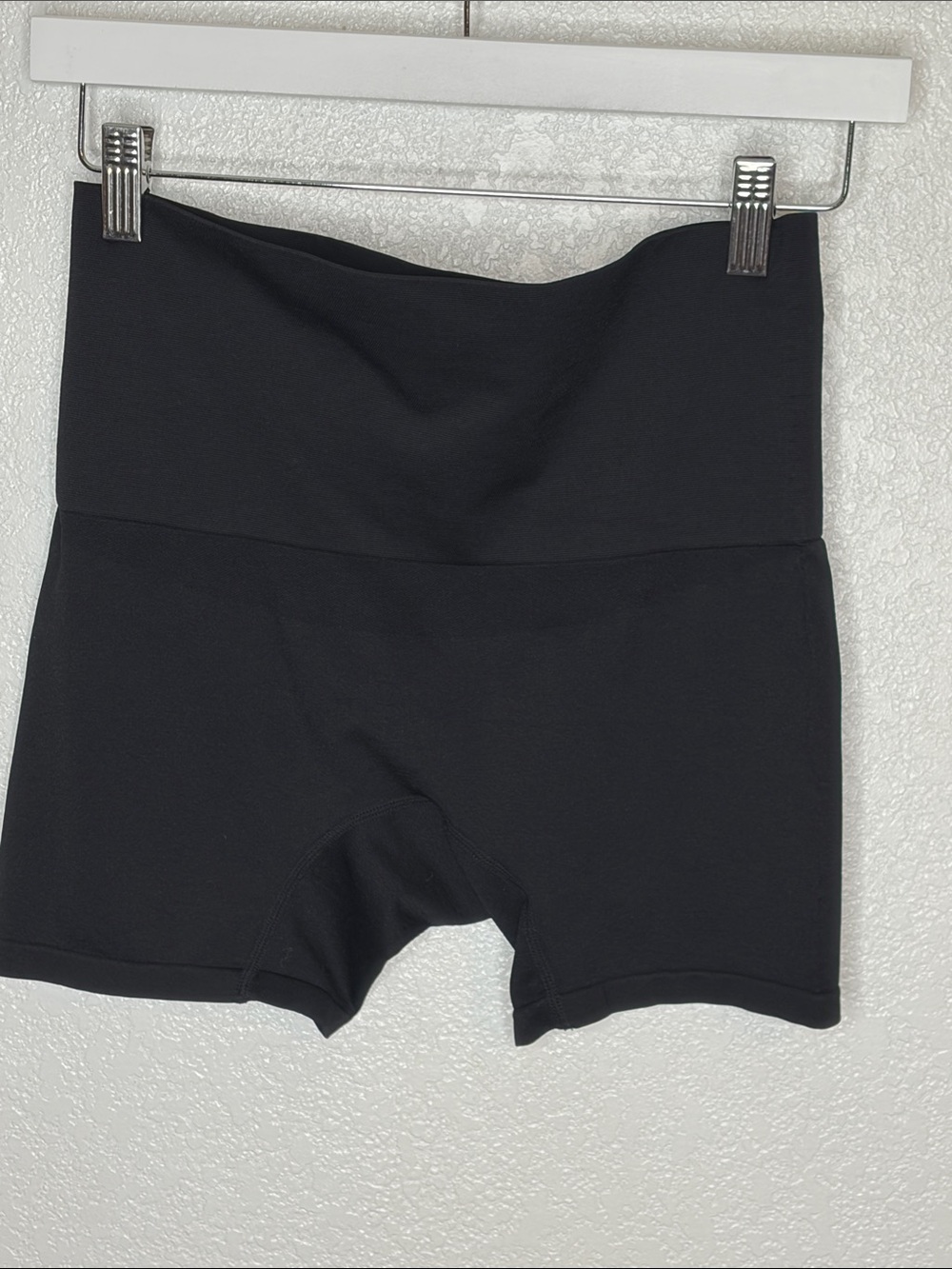 Yummie Black High Compression Shape Wear Shorts Size 1X/2X